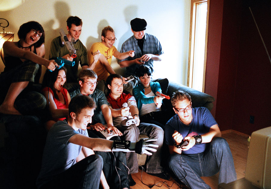 It's personal: many gamers prefer local multiplayer to online